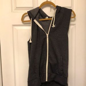 Grey zip- hoodie tank